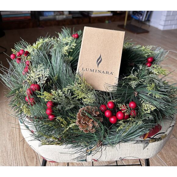 Luminara 4.5" Pillar Flameless Candle + Christmas 18" Wreath Red Berries Pines - Picture 2 of 12